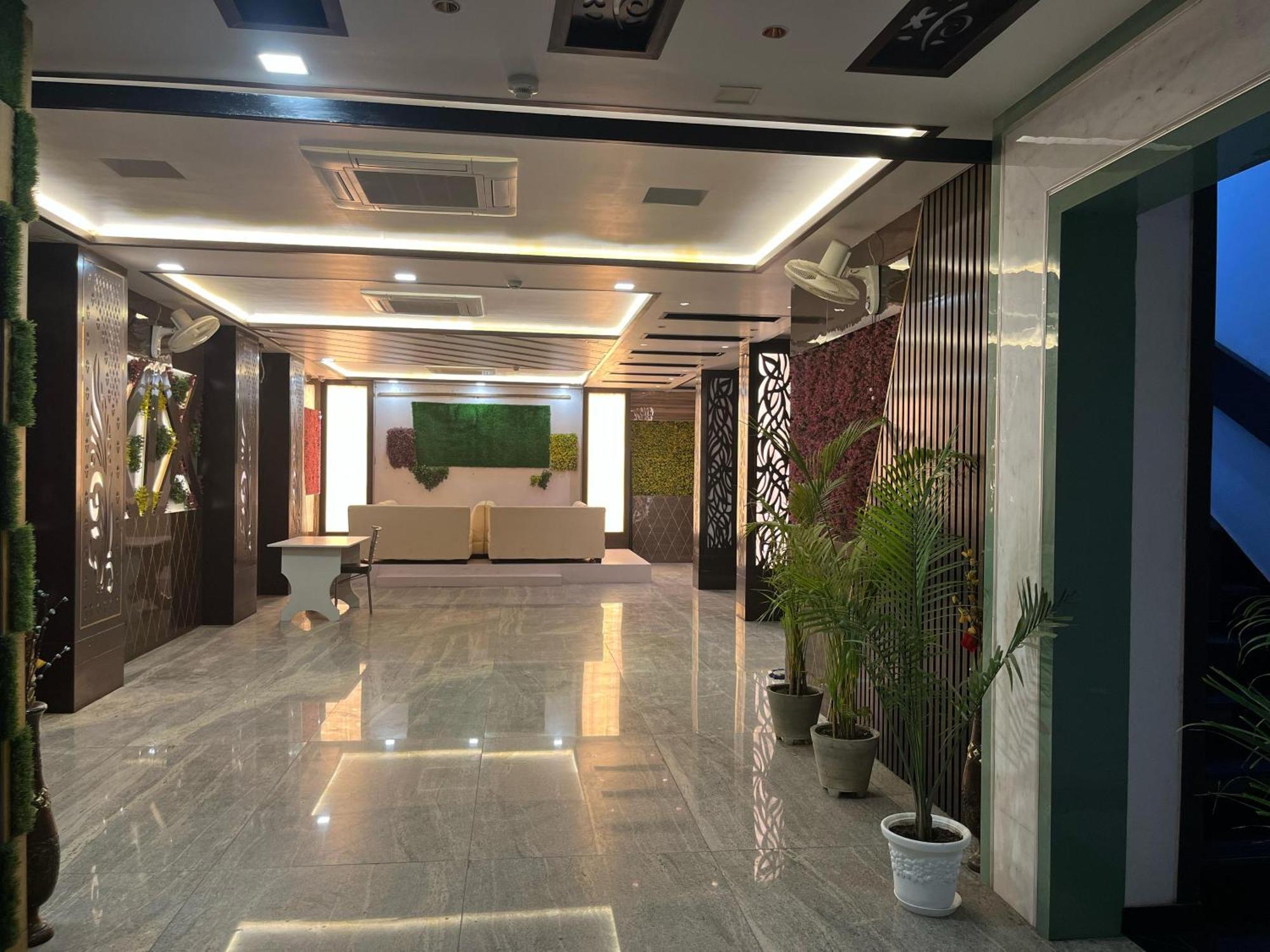 Hotel Mayur Palace Agra  Eksteriør billede
